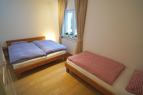 Schlafzimmer 2